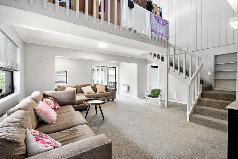 Photo of property in 614b Papamoa Beach Road, Papamoa Beach, Papamoa, 3118