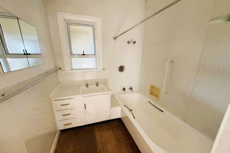 Photo of property in 45 Miller Street, Dannevirke, 4930