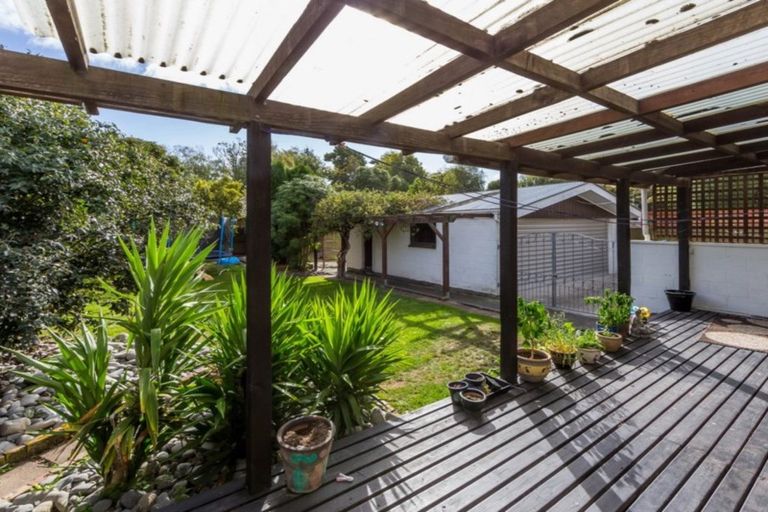 Photo of property in 357 Gardiners Road, Harewood, Christchurch, 8051