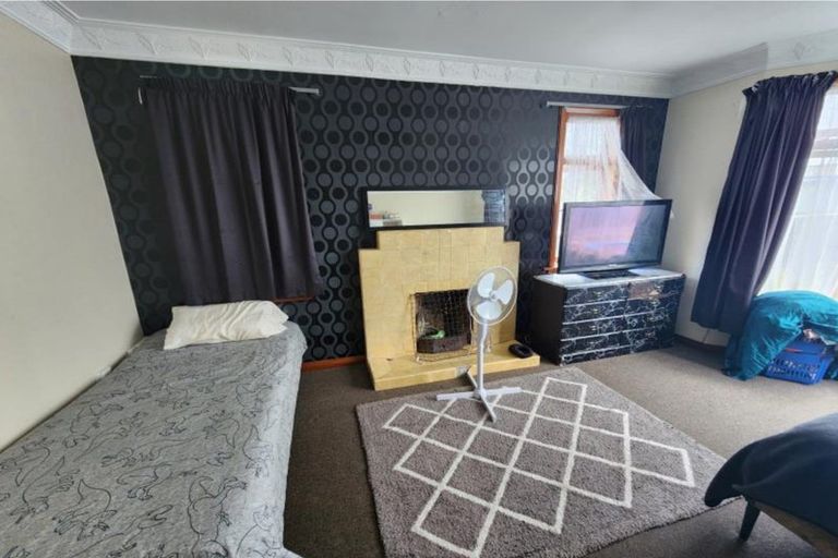 Photo of property in 581 Queen Street East, Levin, 5510