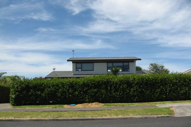 Photo of property in 102 Torkar Road, Clarks Beach, 2122