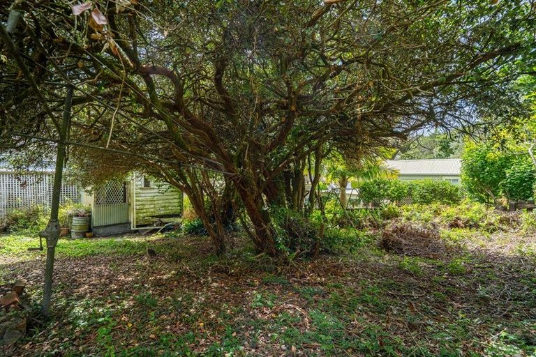 Photo of property in 19 Saint Leonards Road, Devonport, Auckland, 0624