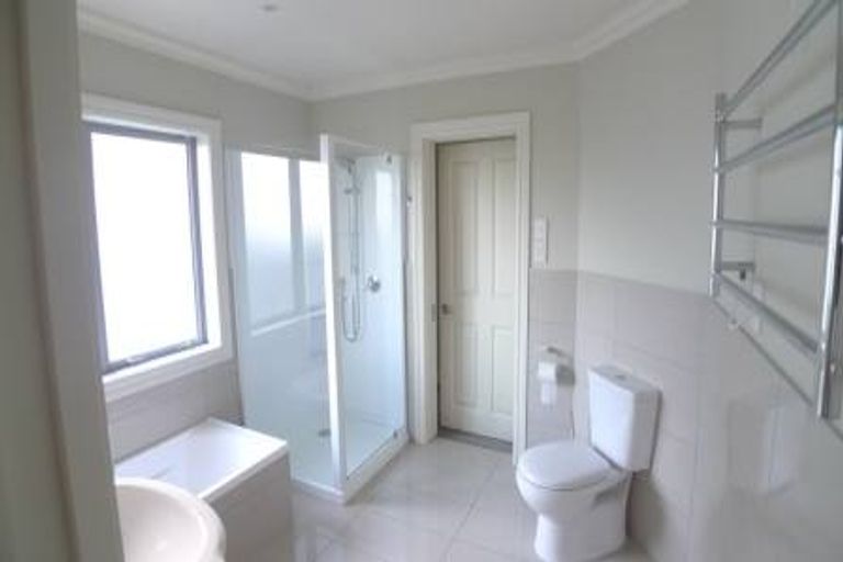 Photo of property in 15 Bunker Way, Strathmore Park, Wellington, 6022