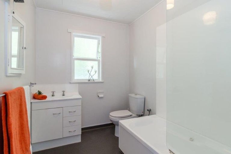 Photo of property in 3/123 Te Mata Road, Havelock North, 4130