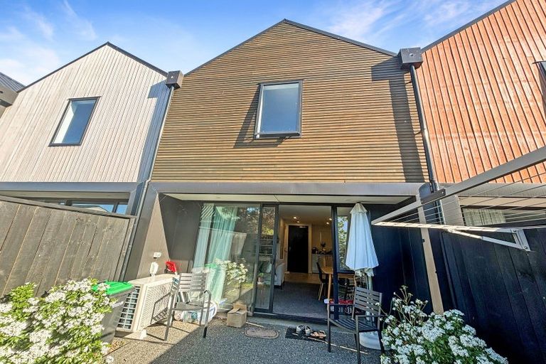 Photo of property in 10/6 Trent Street, Linwood, Christchurch, 8011