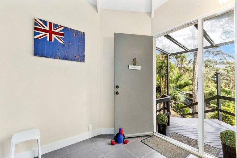 Photo of property in 1080 Sandspit Road, Sandspit, Warkworth, 0982