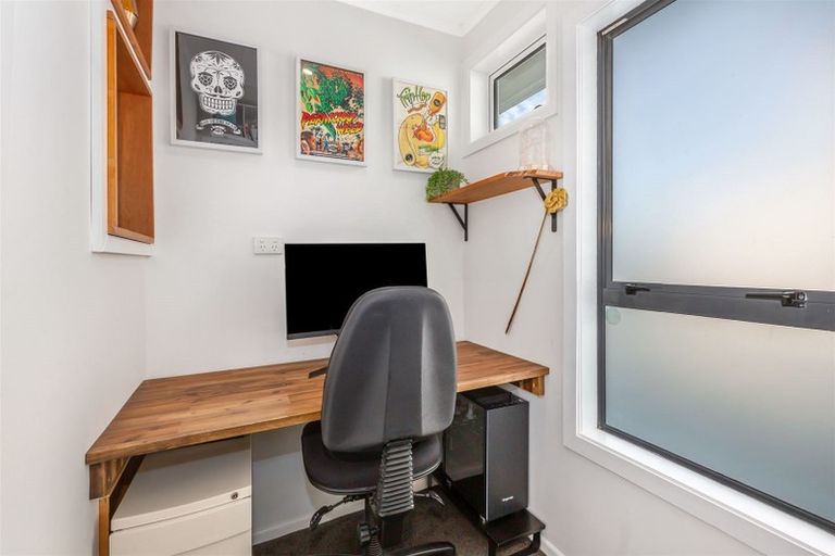 Photo of property in 51 Beaumaris Crescent, Ascot Park, Porirua, 5024