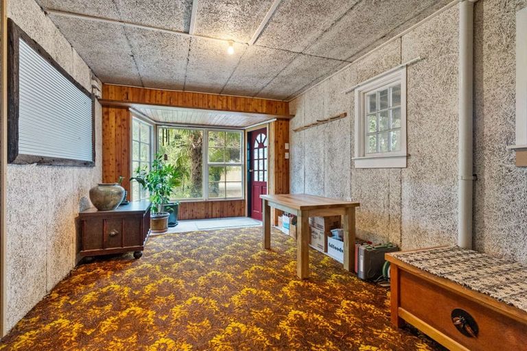 Photo of property in 33 Bank Street, Amberley, 7410