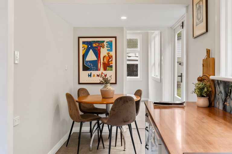 Photo of property in 95 Glen Road, The Glen, Dunedin, 9011