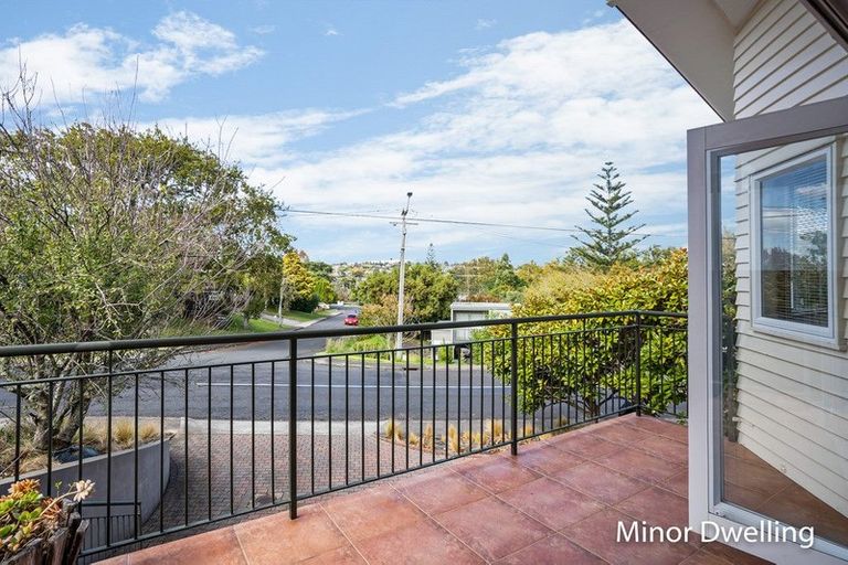 Photo of property in 42 Glenfern Road, Mellons Bay, Auckland, 2014