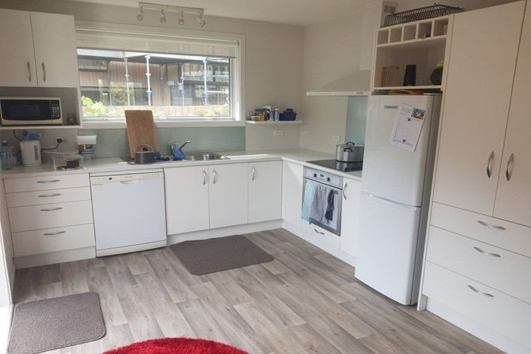 Photo of property in 2/15 Matai Street East, Riccarton, Christchurch, 8011