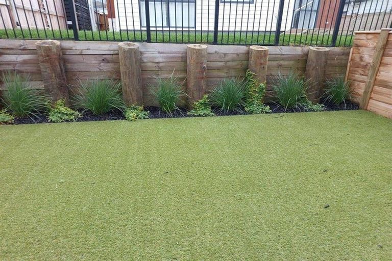 Photo of property in 15 Gunn Way, Hobsonville, Auckland, 0616