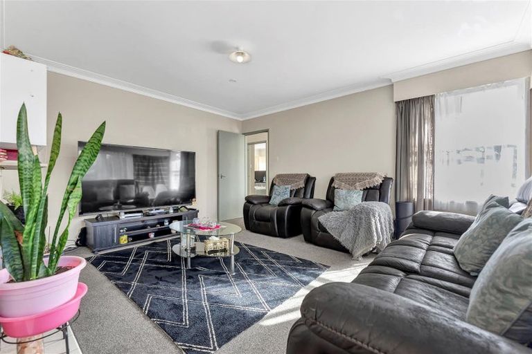 Photo of property in 44 Royston Street, Rosehill, Papakura, 2113