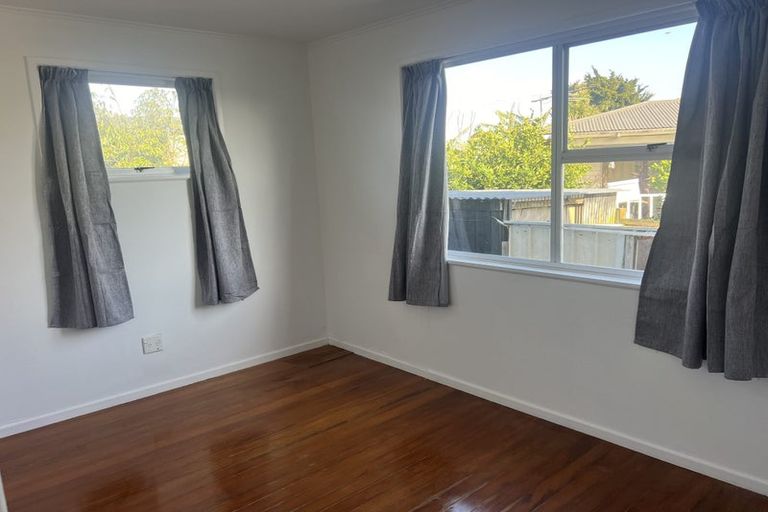 Photo of property in 37 Winsford Street, Manurewa, Auckland, 2102