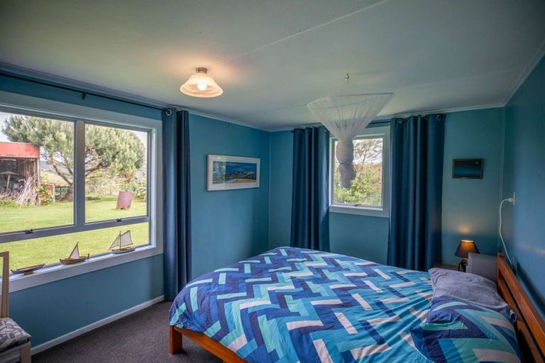 Photo of property in 3205 South Head Road, South Head, Helensville, 0874