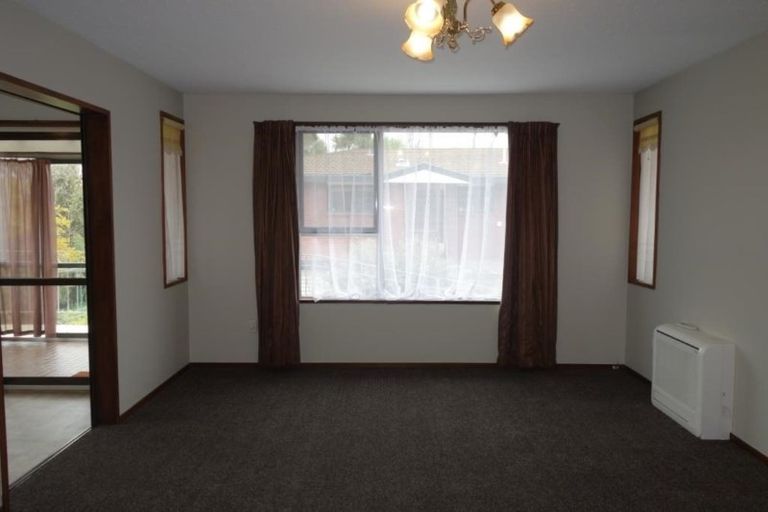 Photo of property in 2/17 Urella Place, Spreydon, Christchurch, 8024