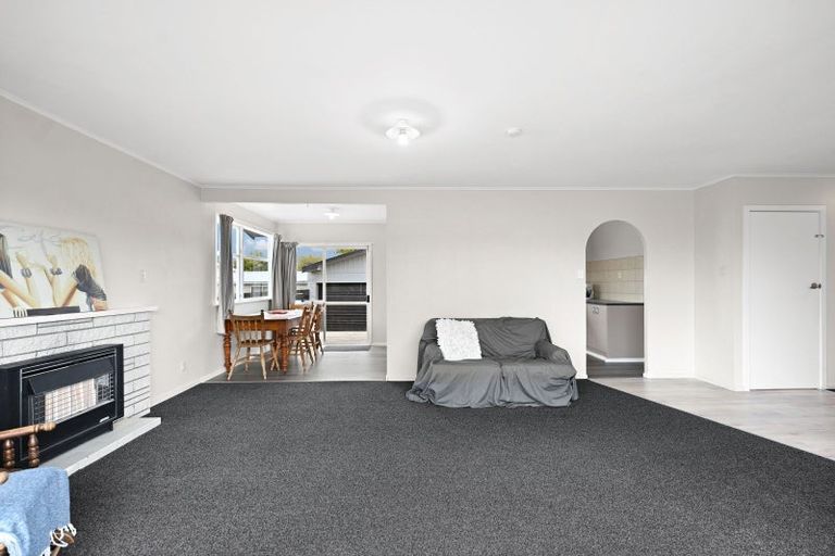 Photo of property in 3 Marion Place, Deanwell, Hamilton, 3206