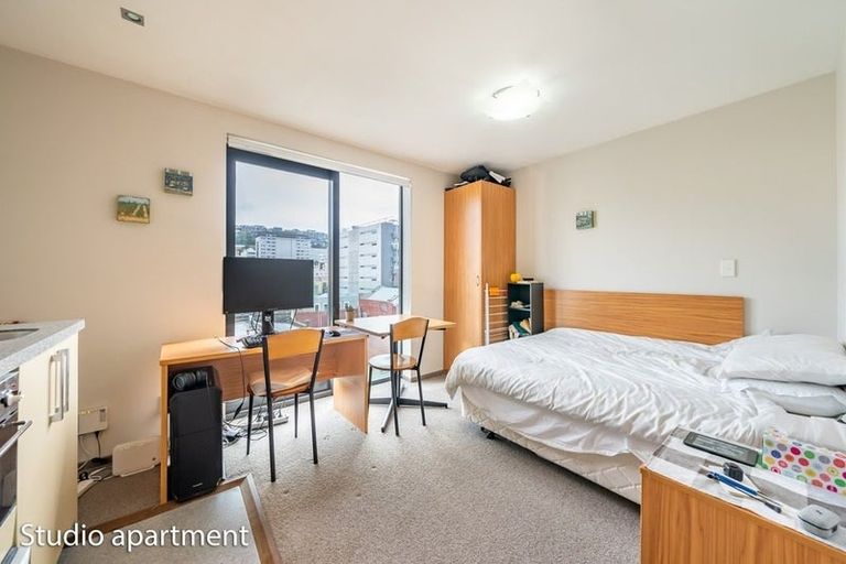 Photo of property in Dual Apartments, 108/142 Vivian Street, Te Aro, Wellington, 6011