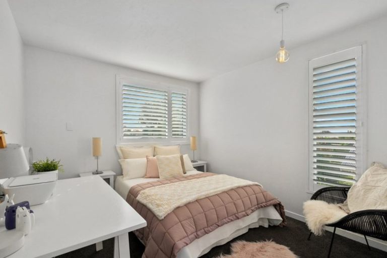 Photo of property in 64 Jeffreys Road, Fendalton, Christchurch, 8052