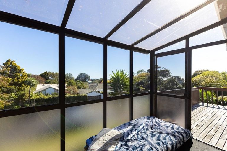 Photo of property in 100 Dorset Avenue, Lynmouth, New Plymouth, 4310