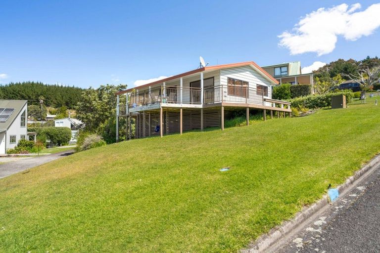 Photo of property in 123 Tuna Place, Onemana, Whangamata, 3691