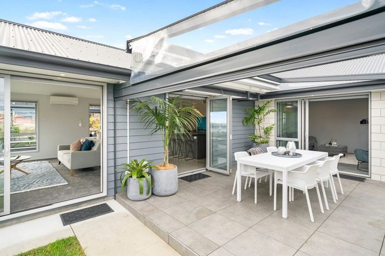 Photo of property in 5 Eagleview Rise, Welcome Bay, Tauranga, 3175