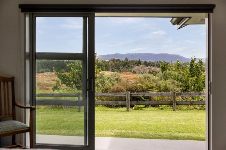 Photo of property in 14 Anglers Way, Omokoroa, 3114