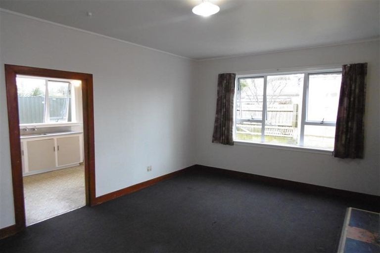 Photo of property in 27 Bulteel Street, New Plymouth, 4310