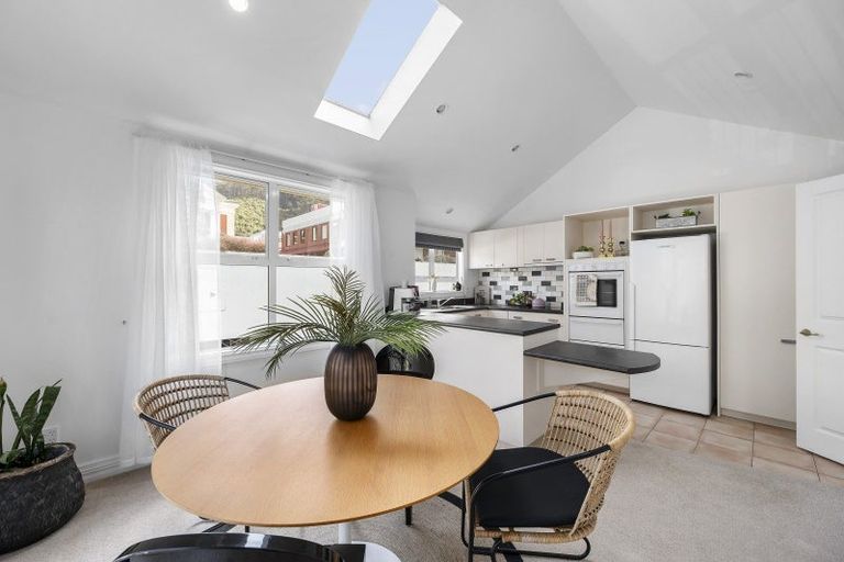 Photo of property in 20 Hill Street, Thorndon, Wellington, 6011