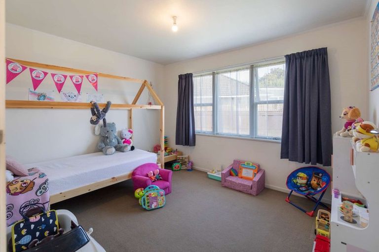 Photo of property in 37 Corlett Street, Utuhina, Rotorua, 3015