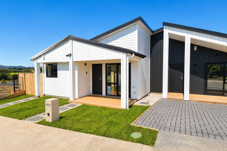 Photo of property in 4a Enchantment Lane, Karaka, Papakura, 2113