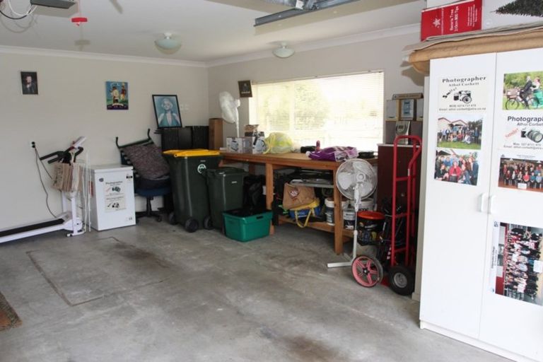 Photo of property in 24 Waerenga Road, Otaki, 5512