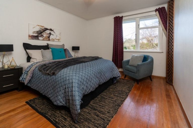 Photo of property in 22 Anthony Street, Tawa, Wellington, 5028