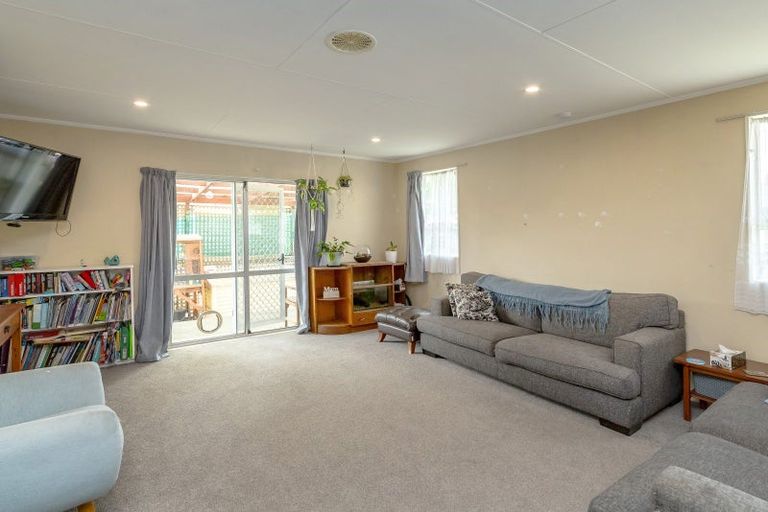 Photo of property in 5 Baillie Crescent, Carterton, 5713