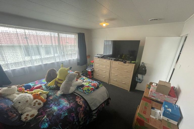 Photo of property in 11 Villa Place, Bell Block, New Plymouth, 4312