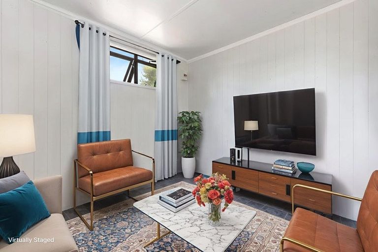 Photo of property in 11 Goodwin Drive, Rosehill, Papakura, 2113