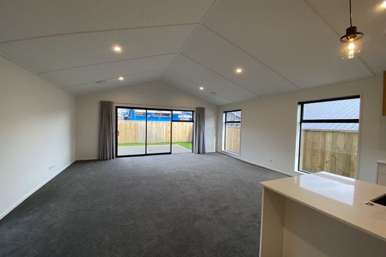 Photo of property in 105 Jack Hanley Drive, Jacks Point, Queenstown, 9371
