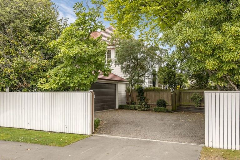 Photo of property in 411 Papanui Road, Strowan, Christchurch, 8052