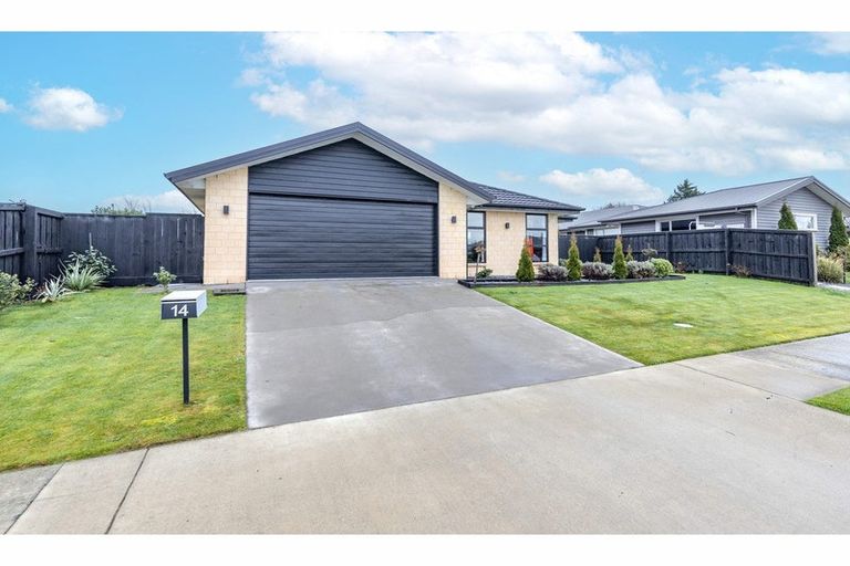 Photo of property in 14 Macphail Avenue, Rangiora, 7400