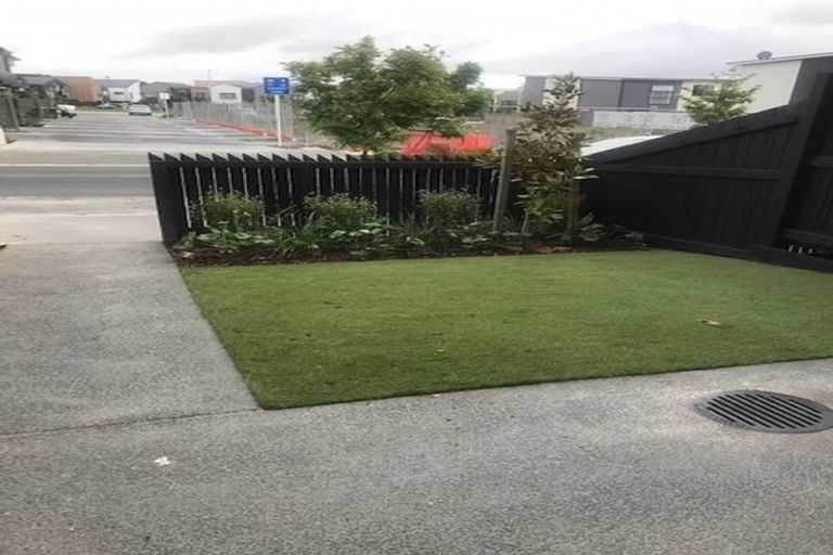 Photo of property in 34 Walter Merton Road, Hobsonville, Auckland, 0616