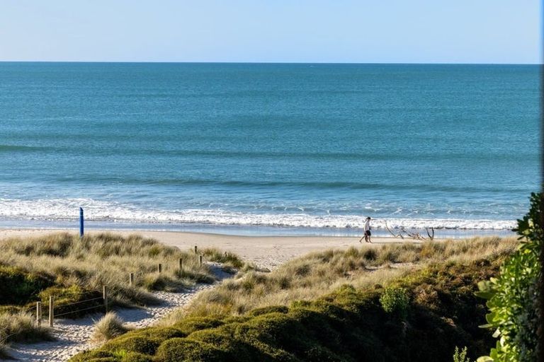 Photo of property in 323c Oceanbeach Road, Mount Maunganui, 3116