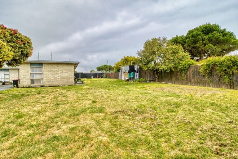 Photo of property in 1/382 Main Road North, Bay View, Napier, 4104