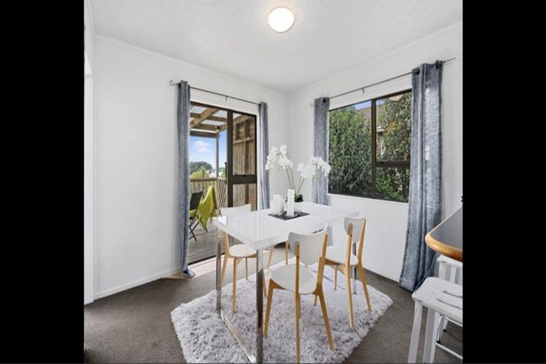 Photo of property in 29 Rishworth Avenue, Stanmore Bay, Whangaparaoa, 0932