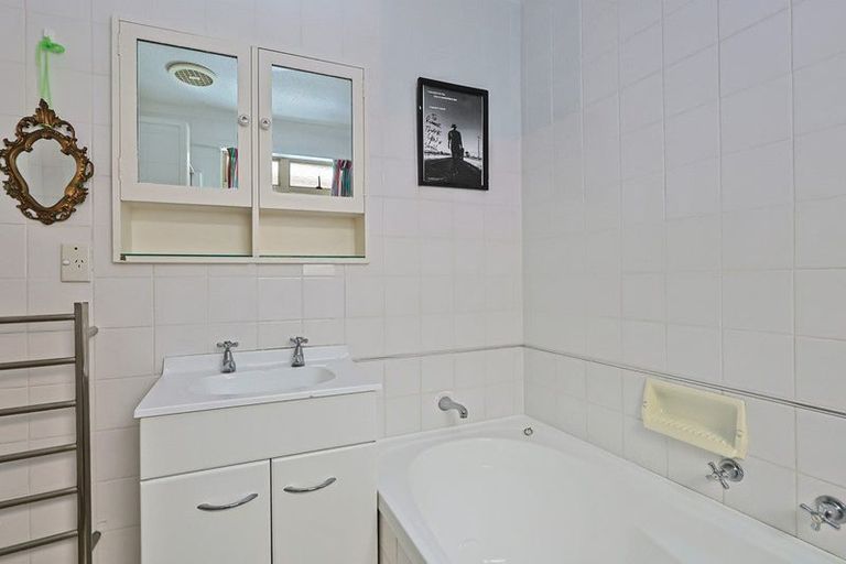 Photo of property in 29 Tainui Drive, Havelock North, 4130