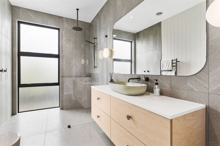 Photo of property in 49 Grayson Road, Wainui, Silverdale, 0992