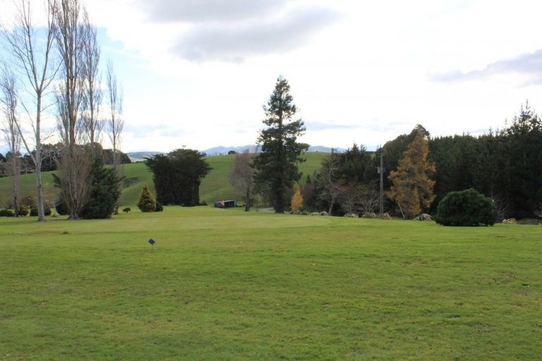 Photo of property in 14 Level Street, Dipton, 9791