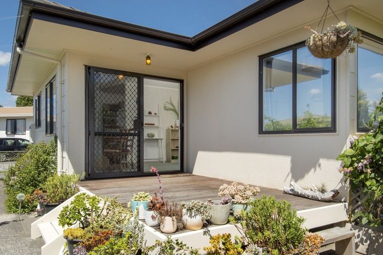 Photo of property in 4 Greenpark Way, Greerton, Tauranga, 3112