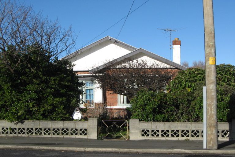 Photo of property in 24 Coughtrey Street, Saint Clair, Dunedin, 9012