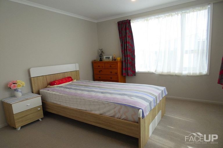 Photo of property in 3 Rangihina Road, Hobsonville, Auckland, 0616