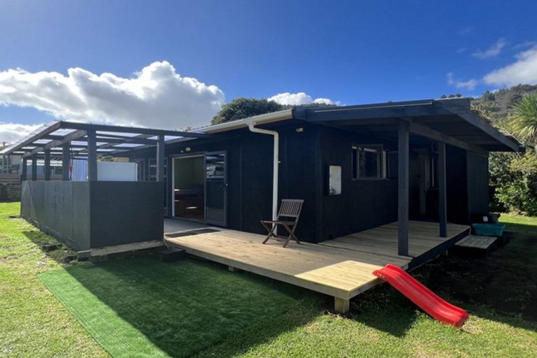 Photo of property in 5 Tainui Street, Mokau, 4376